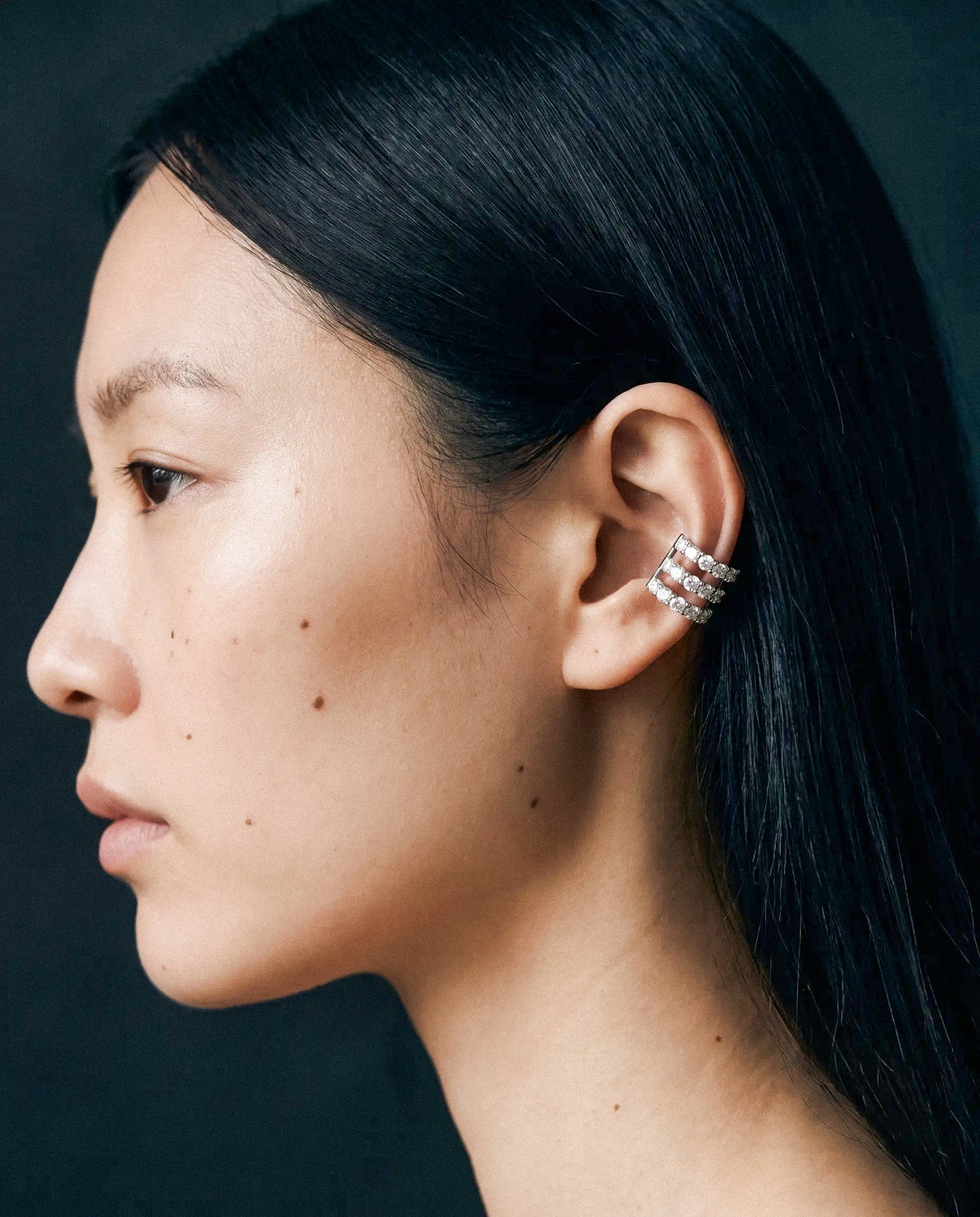 Ear cuff Zydo de tres hileras con Diamantes Naturales